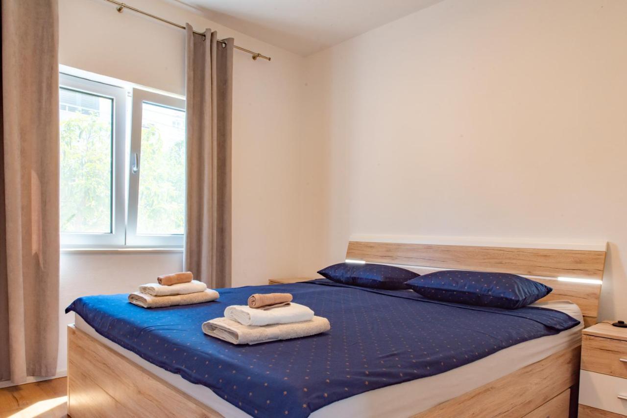 Beach Holiday Home With Private Jacuzzi & Parking تروغير المظهر الخارجي الصورة
